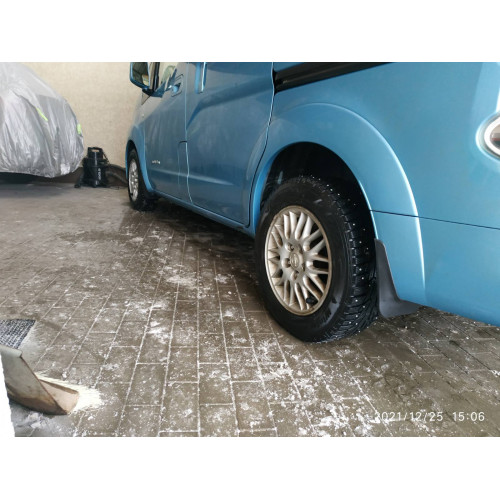 Бризковики Nissan NV200/ e-NV200 '10-19