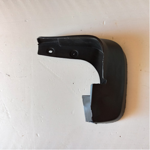 Бризговик передній правий Honda Civic 4d '06-11