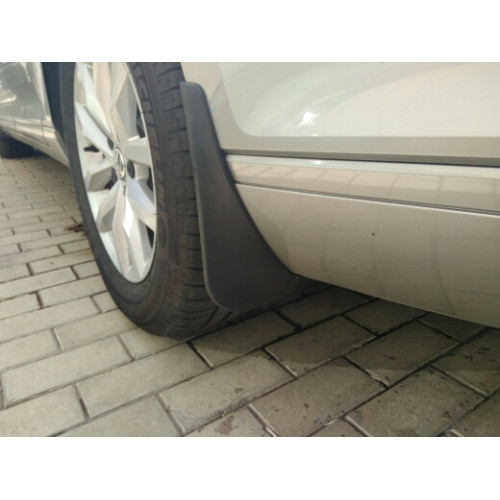 Бризковики Volkswagen Passat B8 2016, 2017,2018, 2019 (Комплект) седан и універсал