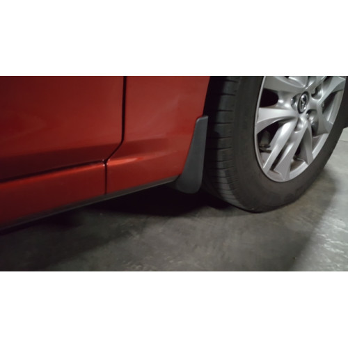 Брызговики Mazda 3 BM '13- хетчбек, комплект (под оригинал)