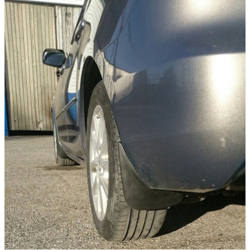Бризковики Mazda 3 '03-08 хетчбек 1.6 (авто без порогов)