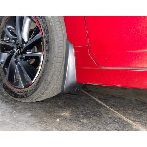 Бризковики Lexus CT200h '11-17